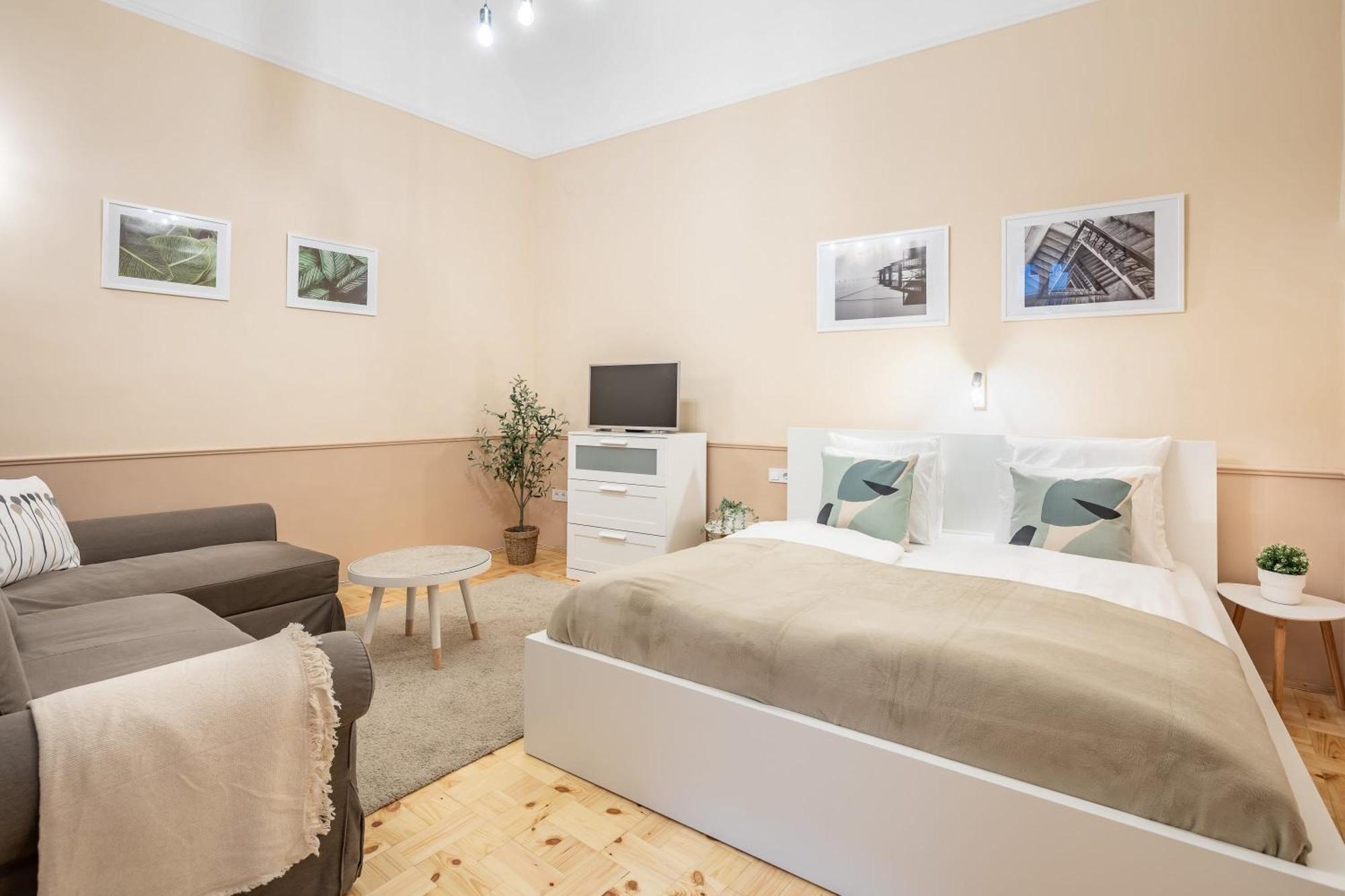 Excellent Location, Cozy Apartment Budapest Luaran gambar