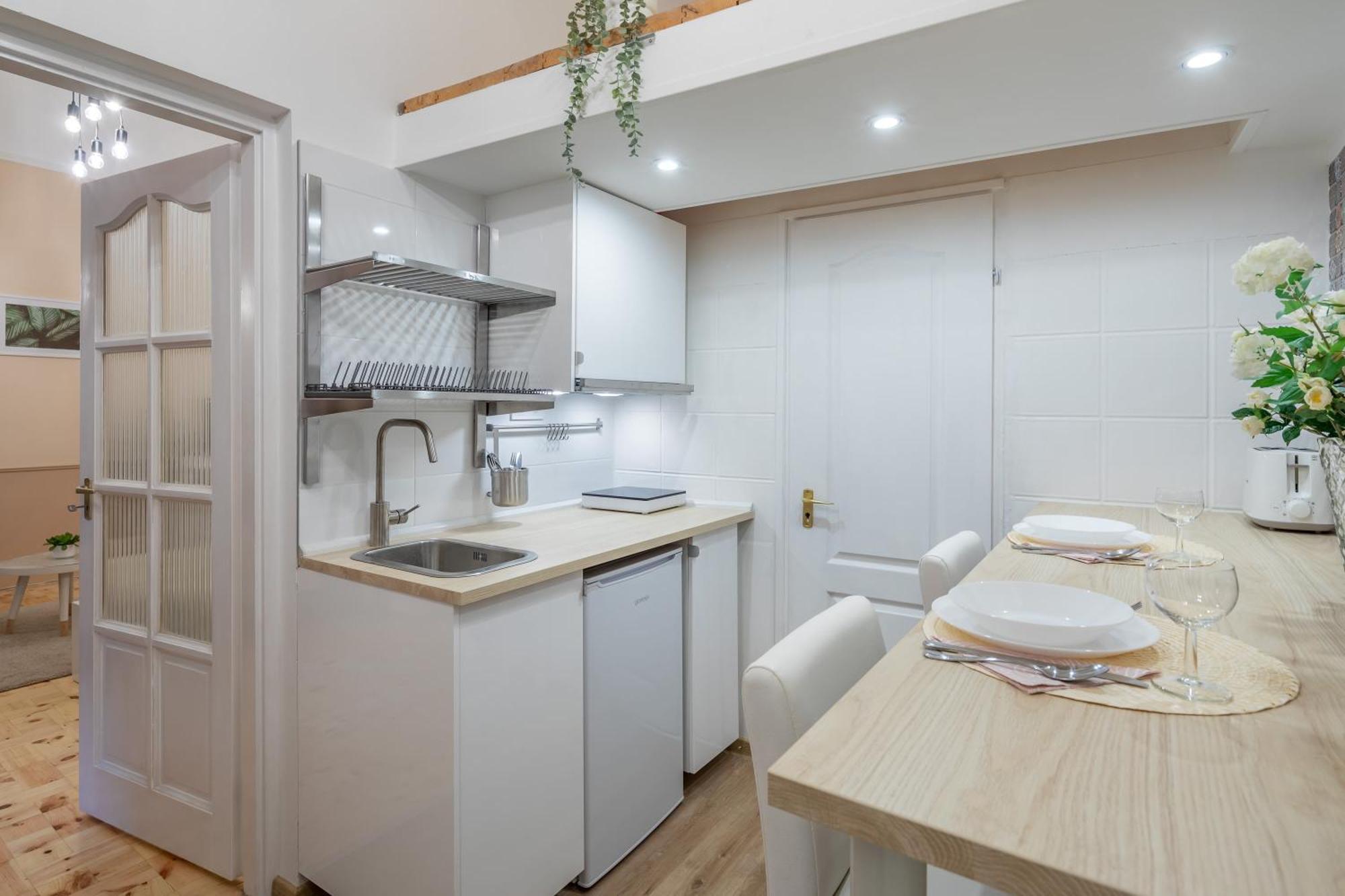 Excellent Location, Cozy Apartment Budapest Luaran gambar